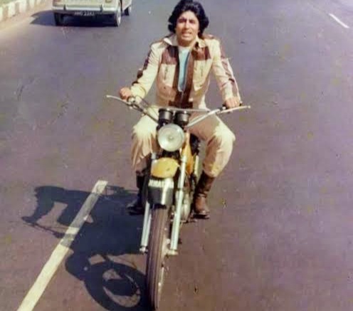 Recalling the shooting of Muqaddar Ka Sikandar’s song ‘Hamari Halat Bahut Nazuk Thi’, Amitabh Bachchan state that he is ‘scared’ of the bike