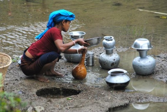 Families In Palashbari Struggle Without Clean Drinking Water